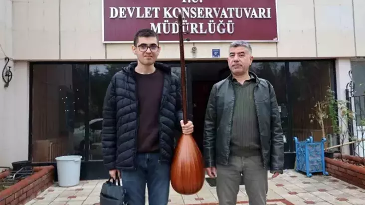 Ömer Barut’un Bağlama Tutkusu: Zorlukları Aşamayı Başardı