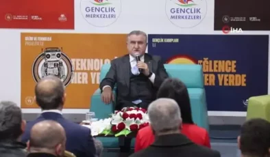 Bakan Bak, Malatya’da Gençlerle Söyleşi Gerçekleştirdi